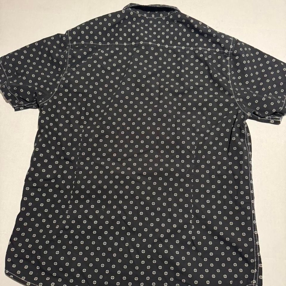Alpha Beta Men's SS Button Up Dress Shirt, Black w/Grey Design, Large - Picture 5 of 5